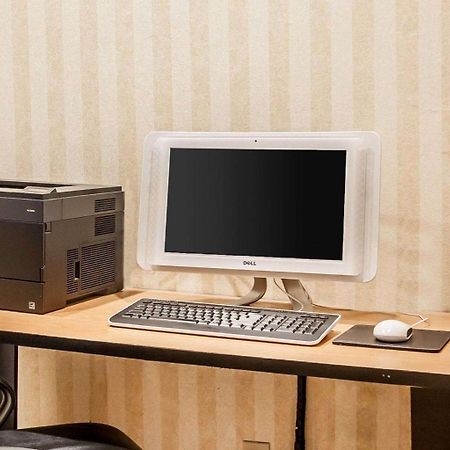 Comfort Inn Conference Center Hillsboro Dış mekan fotoğraf