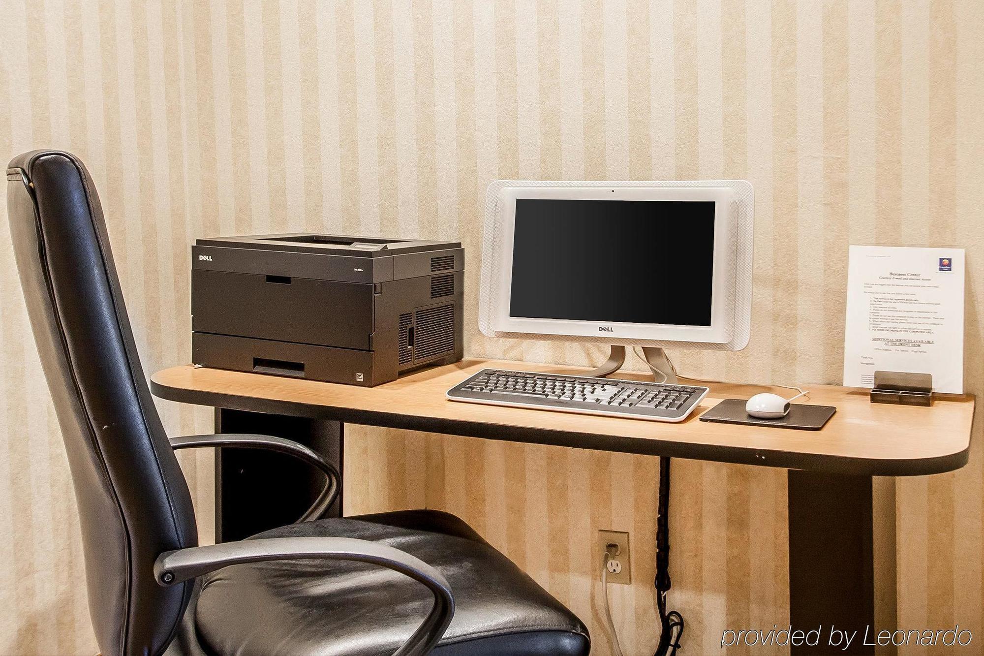Comfort Inn Conference Center Hillsboro Dış mekan fotoğraf