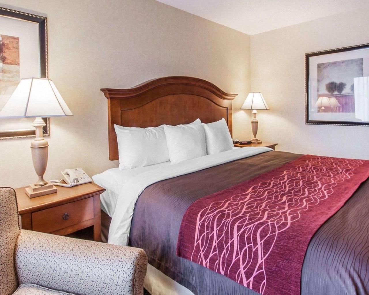 Comfort Inn Conference Center Hillsboro Dış mekan fotoğraf