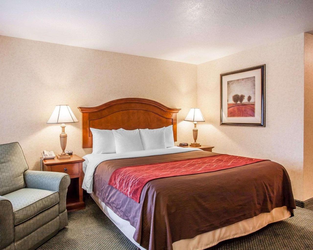Comfort Inn Conference Center Hillsboro Dış mekan fotoğraf