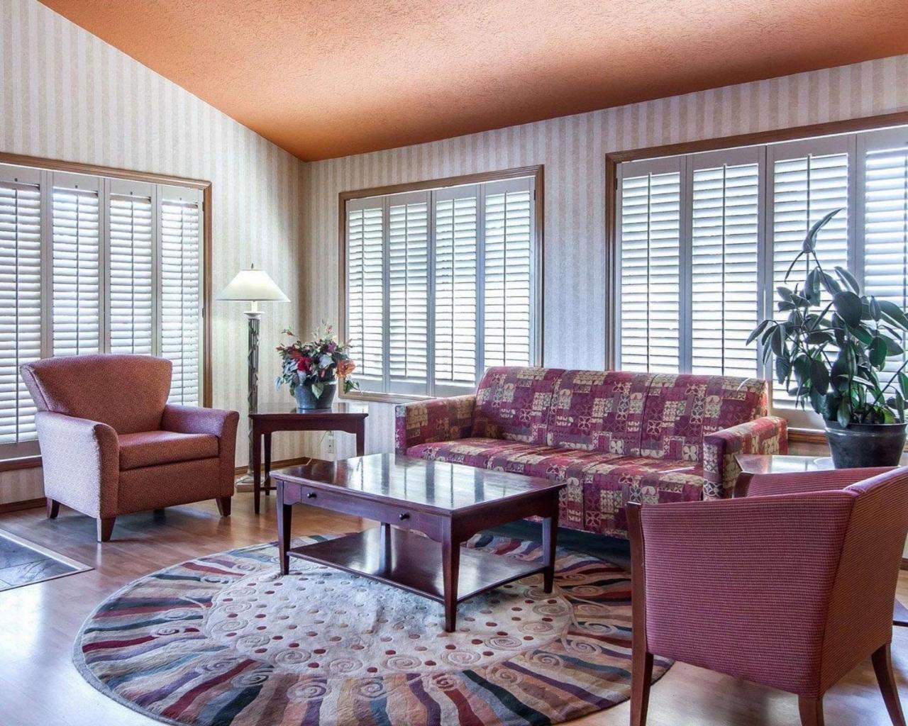 Comfort Inn Conference Center Hillsboro Dış mekan fotoğraf